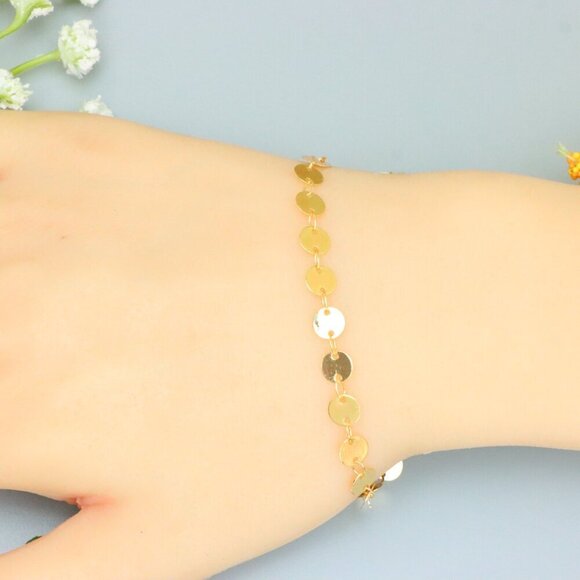 "Elegant & Trendy Bracelet, A Perfect Gift for Women, Thoughtful, EVCH1548 - Picture 1 of 10